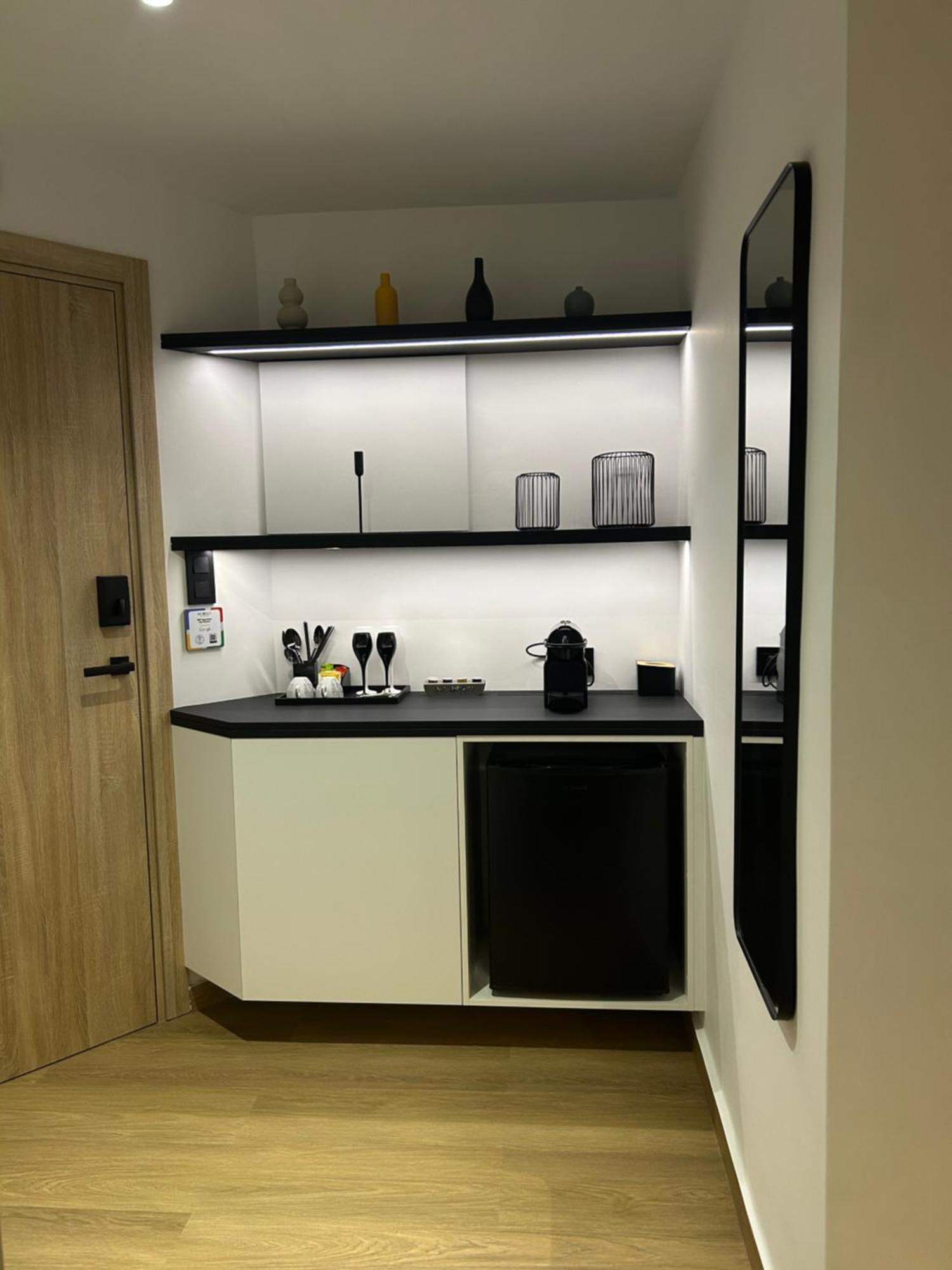 Markópoulon Incorsο - Smart Luxury Stay - Athens Airport - 24Hr Passcode Check In מראה חיצוני תמונה